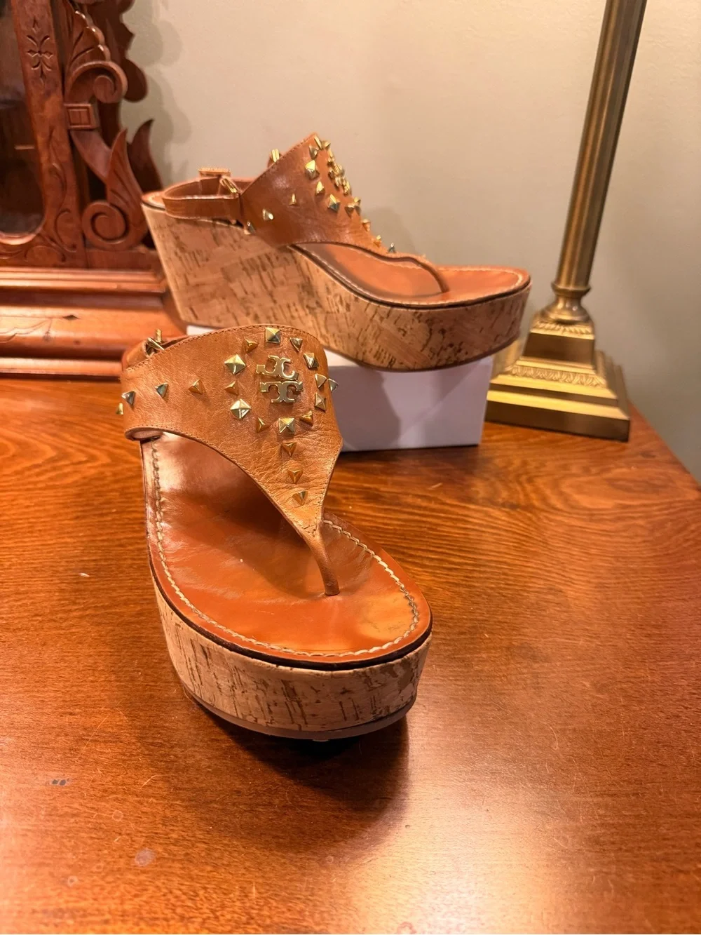 Tory Burch Cognac Leather Platform Cork Wedge Thong Sandals Gold Studs Size 10.5